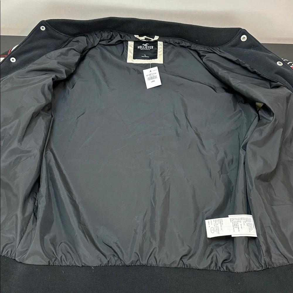 Hollister LA Varsity Bomber Jacket‎ Black Cream Size Large Snap Front Streetwear
